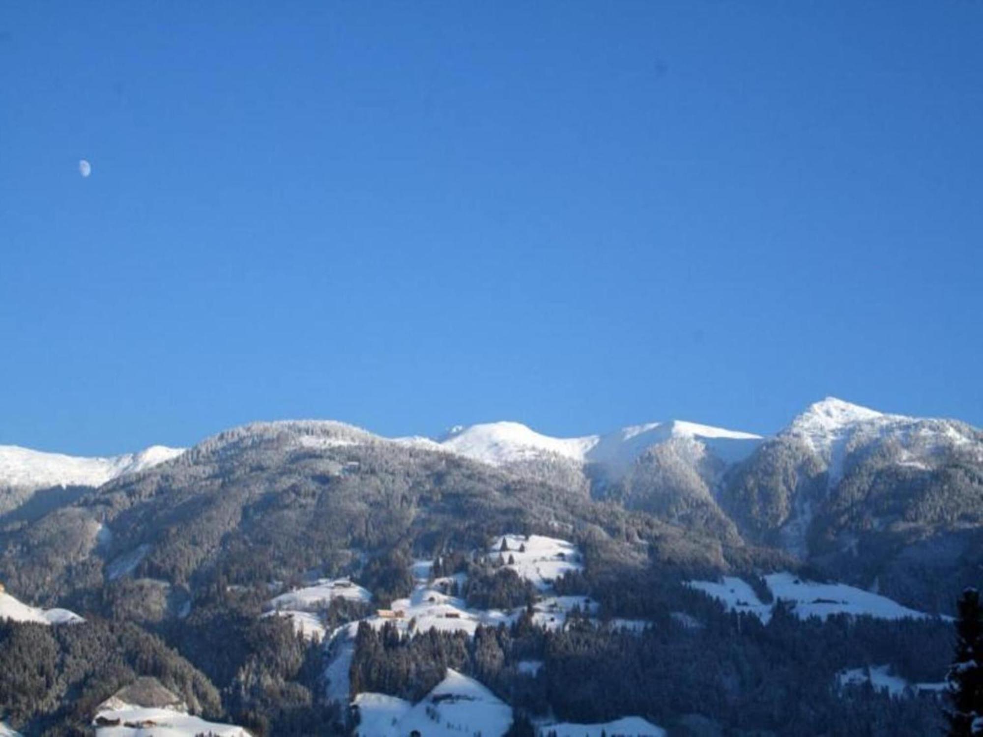 Apartment In Stubai Valley With Balcony Neustift im Stubaital Exterior photo